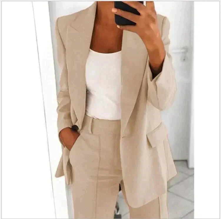 Polished Elegant Women's Two-Piece Suit Set - Stylish Blazer & Tailored Pants for Office & Formal Events