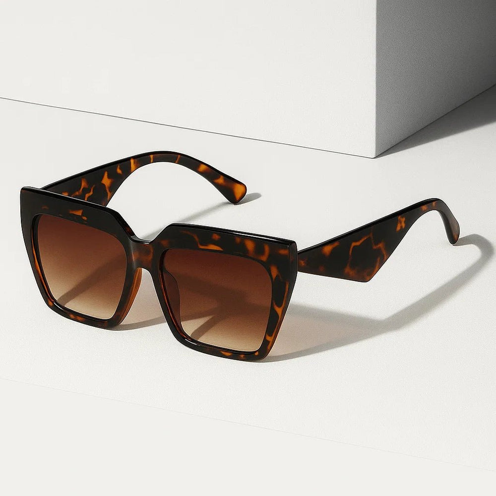Oversized Square Sunglasses – Retro Style, Lightweight, UV400 Protection