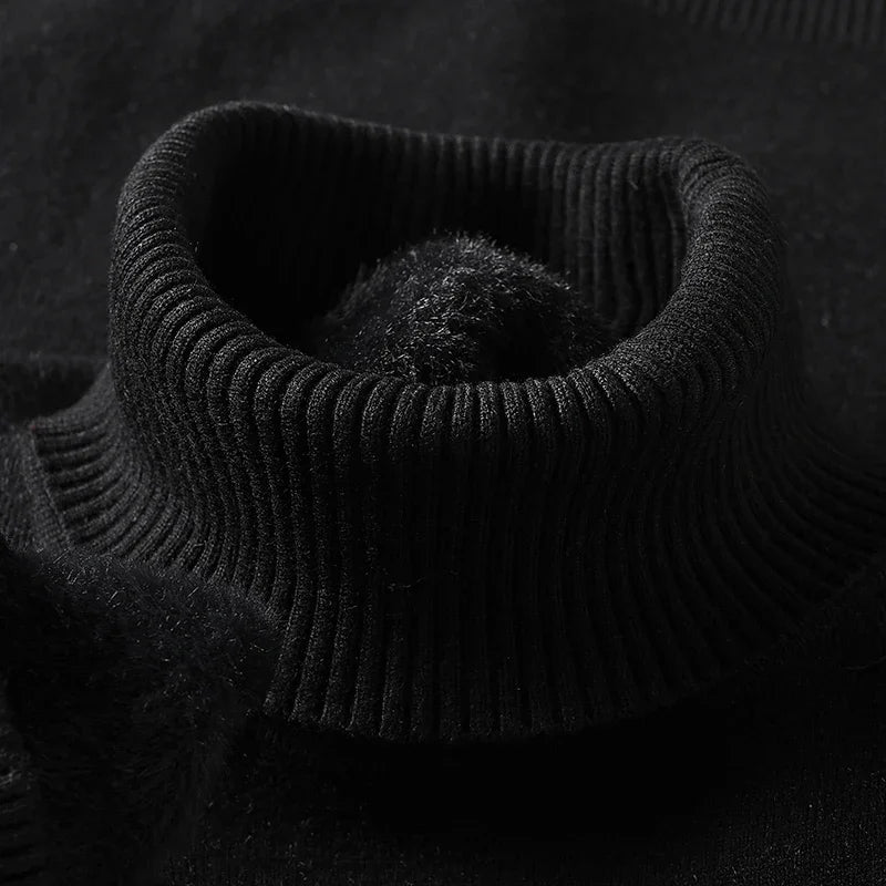 Sweater – Refined Turtleneck Warmth