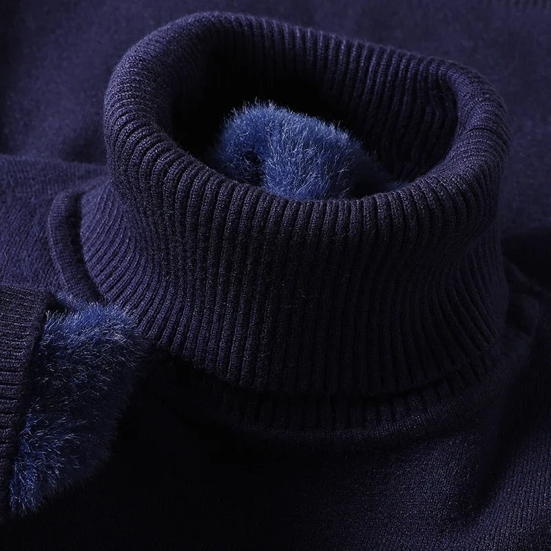 Sweater – Refined Turtleneck Warmth