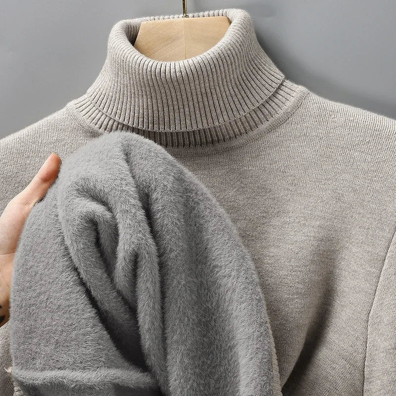 Sweater – Refined Turtleneck Warmth