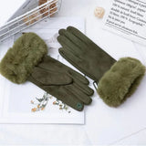 VelvetGlam Sweden Gloves with Luxurious Imitation Fur - Stylish Winter Fashion Accessory