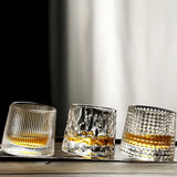360° Spinning Whiskey Glass – Crystal, 200ml Capacity & Textured Design