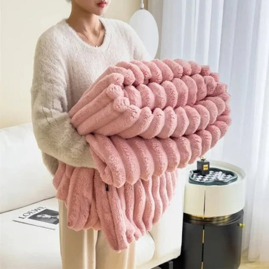 Throw Blanket – Plush Texture, Oversized Design & Breathable Fabric