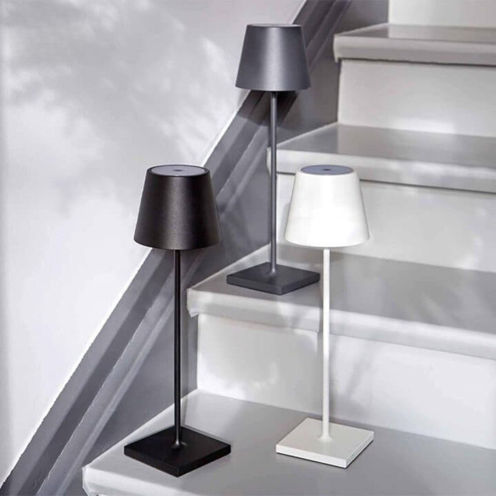 Optimized Product Title: "Kabellose LED-Tischlampe mit Touch-Dimmer – Drahtlose Beleuchtung für eine stilvolle Atmosphäre" 

This title includes relevant keywords while enhancing clarity and appeal for potential customers.