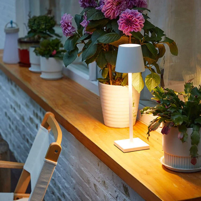 Touch-Sensitive LED Table Lamp - LumiFlex | Dimmable, Modern Design, Energy-Efficient Lighting for Home & Office
