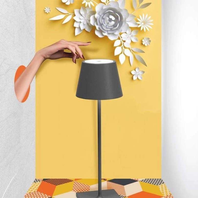Touch-Sensitive LED Table Lamp - LumiFlex | Dimmable, Modern Design, Energy-Efficient Lighting for Home & Office