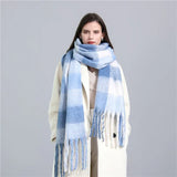Elira Trendy Checked Women's Scarf - Stylish & Versatile Fashion Accessory