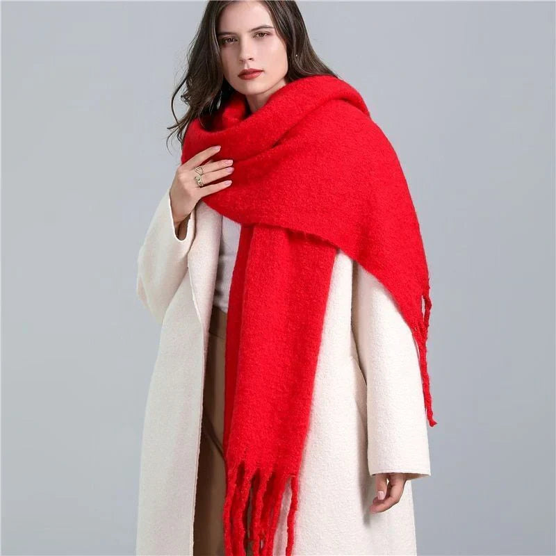 Elira Trendy Checked Women's Scarf - Stylish & Versatile Fashion Accessory