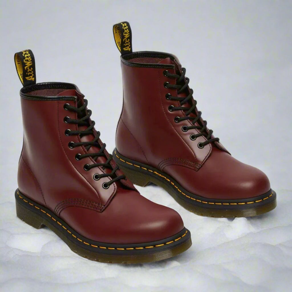 Stylish Classic Combat Boots for Trendy Fashion - Durable & Versatile Footwear