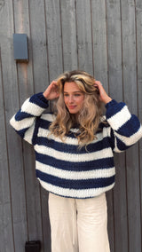 Trendy Knitted Women's Sweater - Aurelia