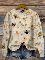 Trendy Ladies Sweater with Bee Pattern - Sophie
