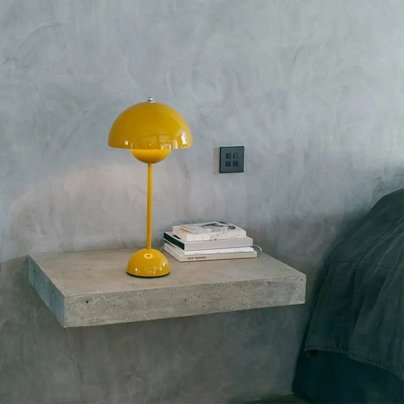 Trendy Mushroom-Shaped Table Lamp - MushLuxe | Stylish Home Decor Lighting