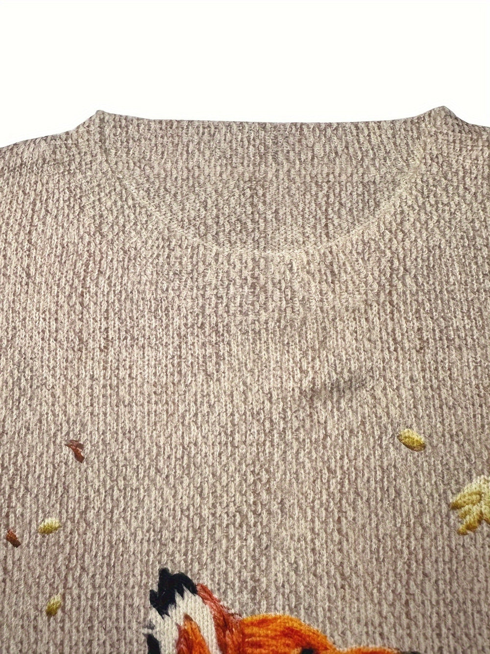 Trendy Sweater with Fox Print - Elisanne