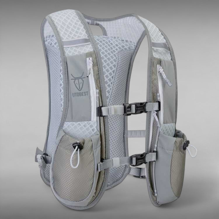 Unisex Ultralight Hydration Vest – 250 g, 1.5 L Bladder Compatible & Reflective
