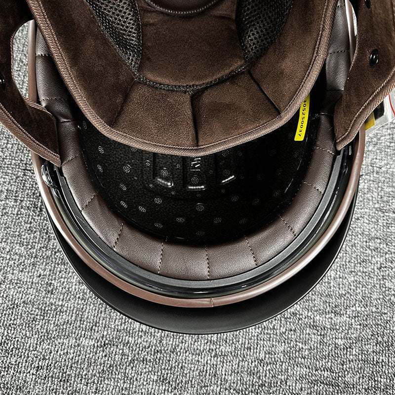 Urban Chopper Helmet - Sleek Minimalist Design for Safety and Style