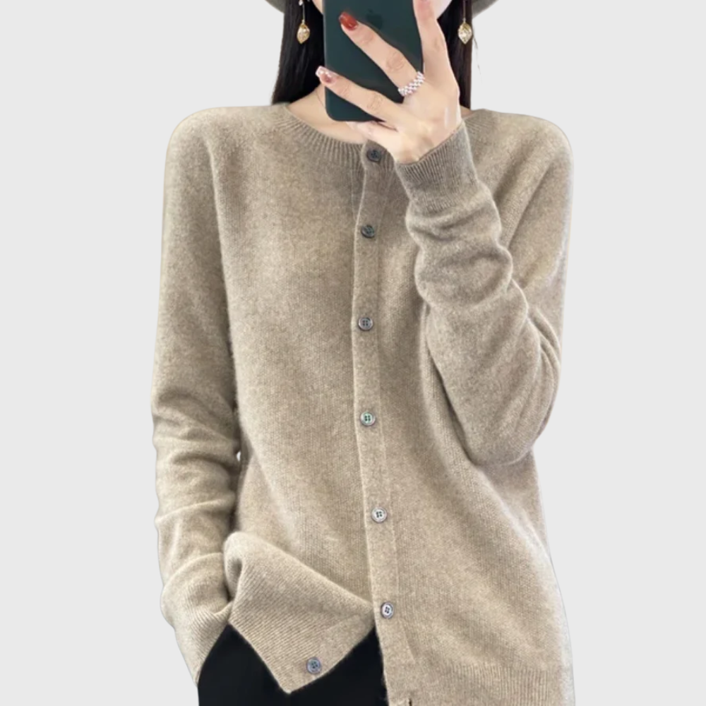 Valerie Women's Clean Button-Front Cardigan - Stylish & Versatile Knitwear for Every Occasion