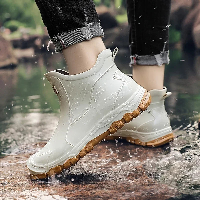 Women's boots, view 6