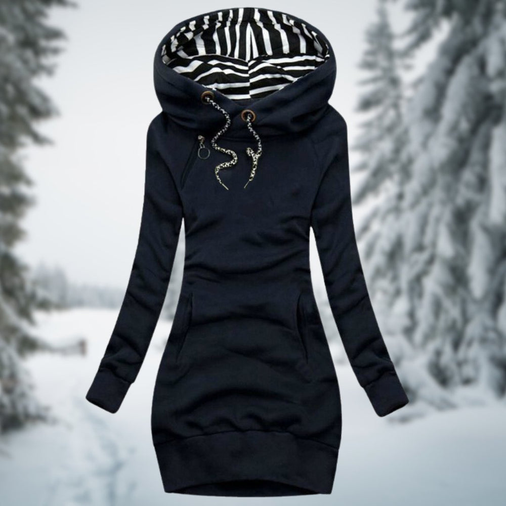 Violett Elegance - Stylish Women's Pullover Sweater for Modern Fashion