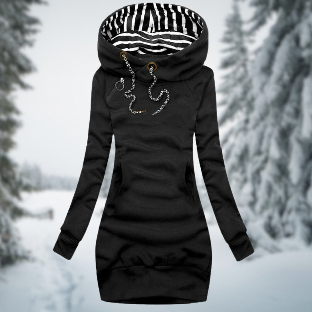 Violett Elegance - Stylish Women's Pullover Sweater for Modern Fashion