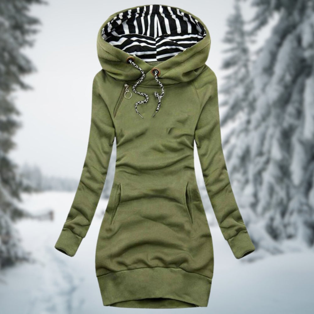 Violett Elegance - Stylish Women's Pullover Sweater for Modern Fashion