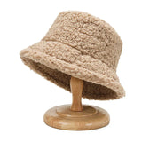 Cozy Fashion Teddy Bucket Hat for Women - Livia | Trendy Winter Accessory
