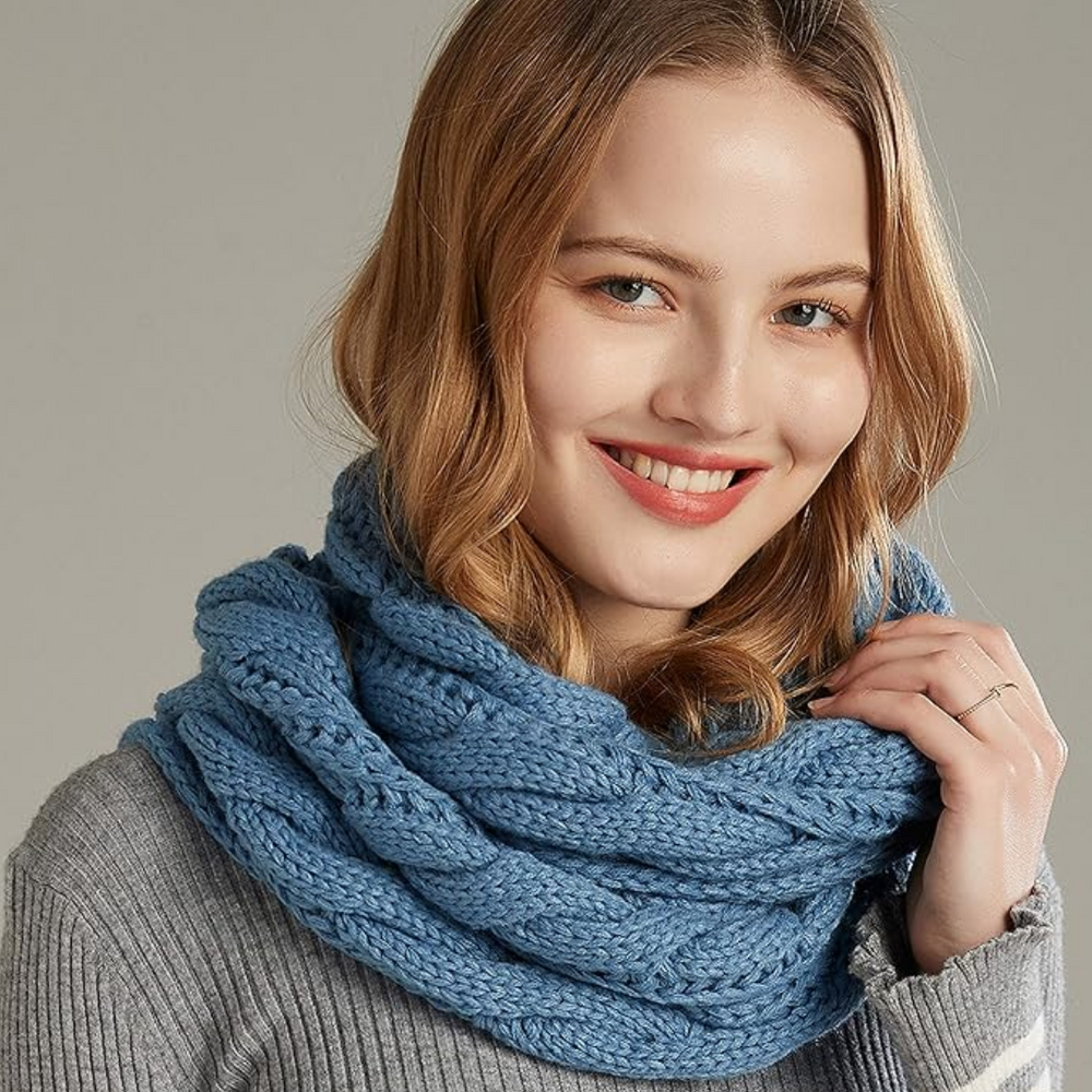 Cozy Davina Warm Ribbed Knitted Winter Scarf for Women - Stylish & Soft Cold Weather Accessory