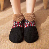 Cozy Non-Slip Grip Socks for Ultimate Warmth and Comfort - Perfect for Cold Weather