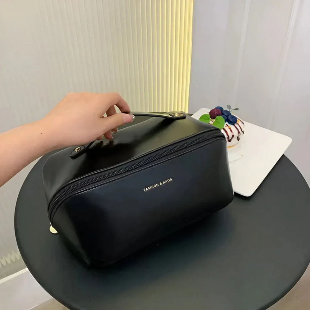 BeautyGuard Waterproof Cosmetic Bag - Stylish & Durable Makeup Organizer for Travel & Daily Use