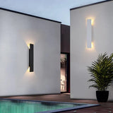 StormGlow Weatherproof Outdoor Wall Lamp - Durable, Stylish Lighting for Patios & Entryways
