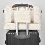 Optimized Product Title: "Gesteppte Reisetasche mit Schuhfach – Stylische und Praktische Reisetasche für Reisen und Sport" 

This title includes relevant keywords while highlighting the product's features and benefits, making it more appealing for Google