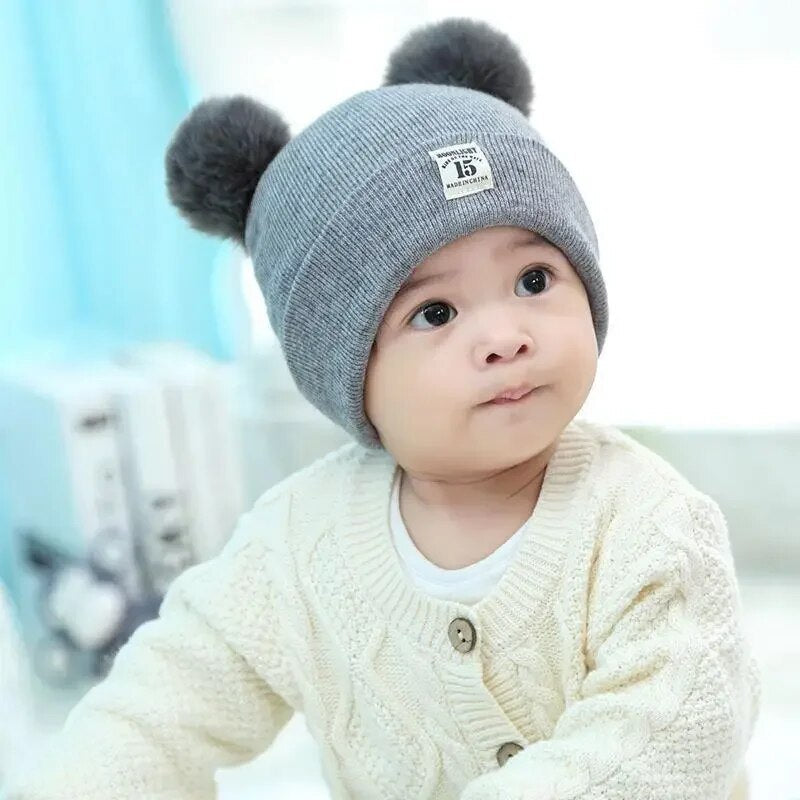 Cozy Winter Children's Pom-Pom Hat - Warm Knit Beanie for Kids