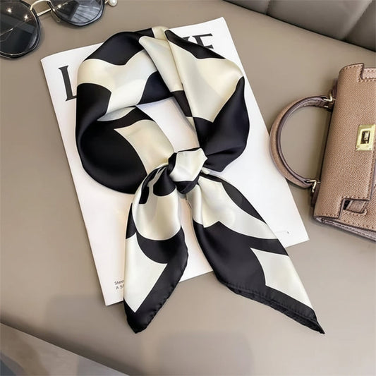Women's Silk Scarf – Timeless Design, 70x70cm Size & Versatile Style