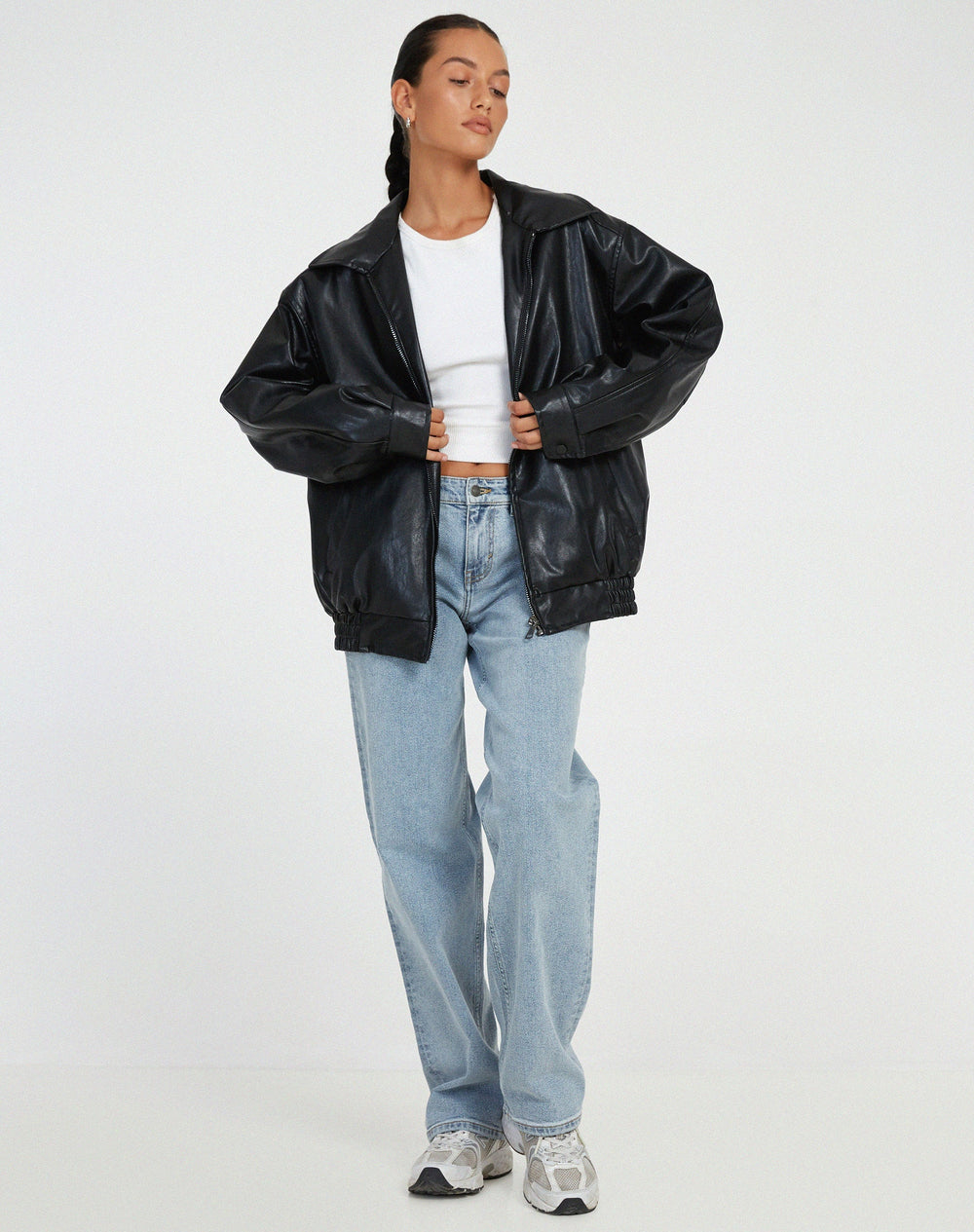 Stylish Women's Faux Leather Jacket with Zip Front & Spread Collar - Trendy Outerwear for All Seasons