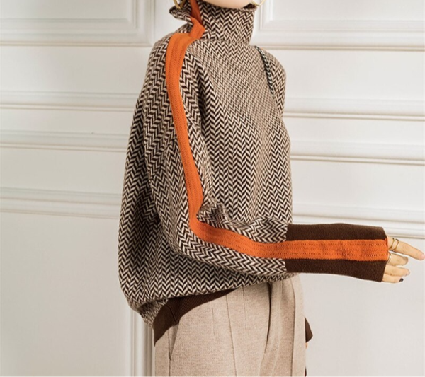 Women's Herringbone Knit Turtleneck Sweater with Striped Sleeves - Cozy & Stylish Fall Fashion