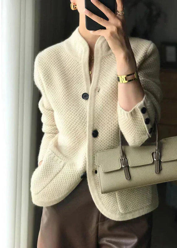 Women's Button-Front Knit Cardigan with Cozy Patch Pockets - Stylish & Comfortable Layering Piece