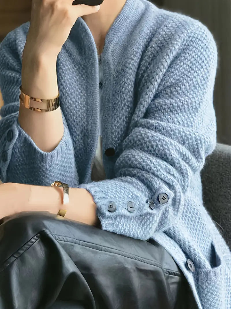 Women's Button-Front Knit Cardigan with Cozy Patch Pockets - Stylish & Comfortable Layering Piece