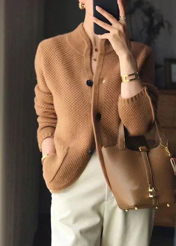 Women's Button-Front Knit Cardigan with Cozy Patch Pockets - Stylish & Comfortable Layering Piece