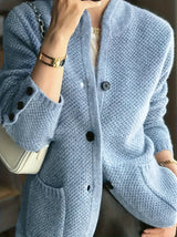 Women's Button-Front Knit Cardigan with Cozy Patch Pockets - Stylish & Comfortable Layering Piece