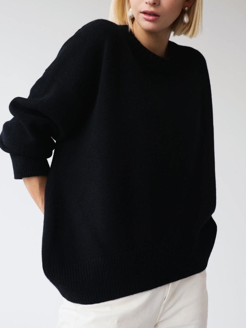 Cozy Women's Knit Pullover Sweater - Crew Neck with Rib Trim - Stylish & Comfortable Knitwear