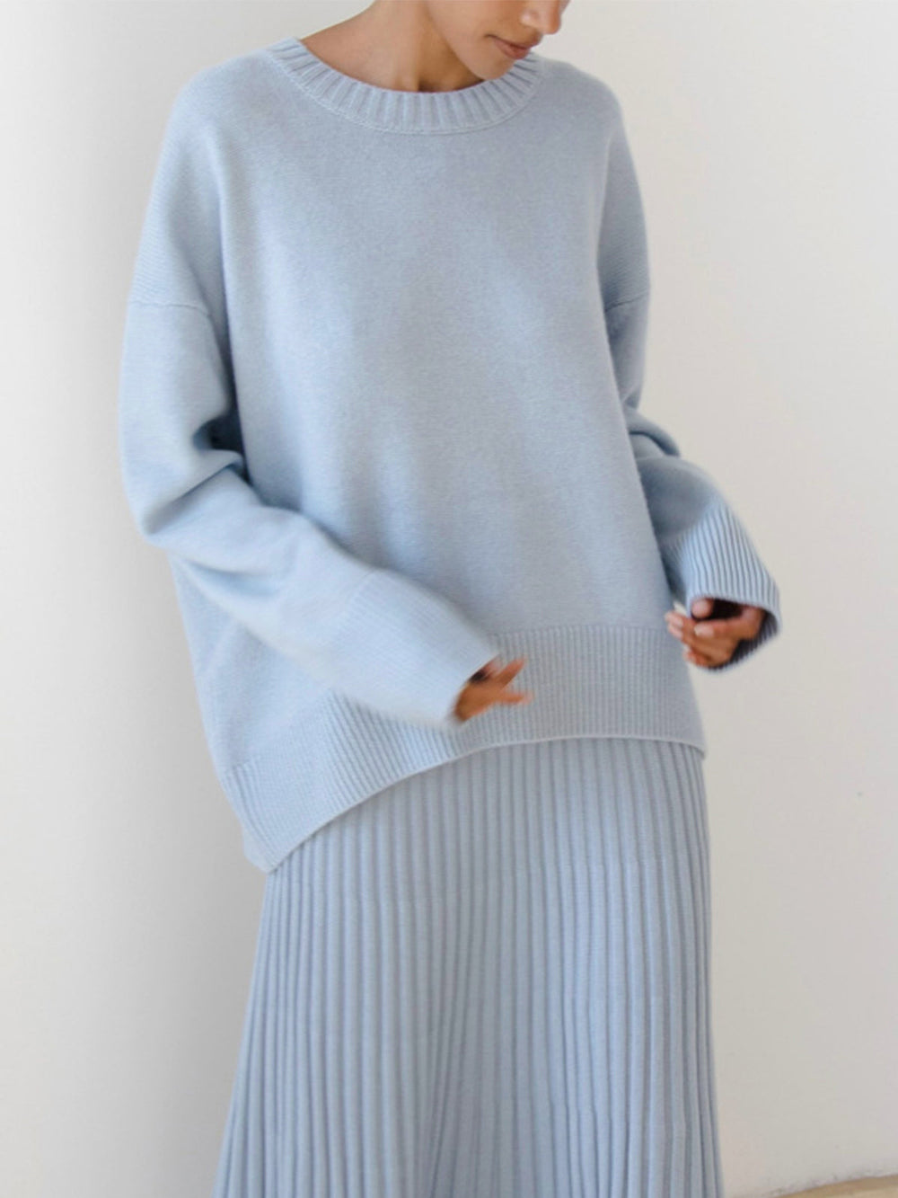 Cozy Women's Knit Pullover Sweater - Crew Neck with Rib Trim - Stylish & Comfortable Knitwear