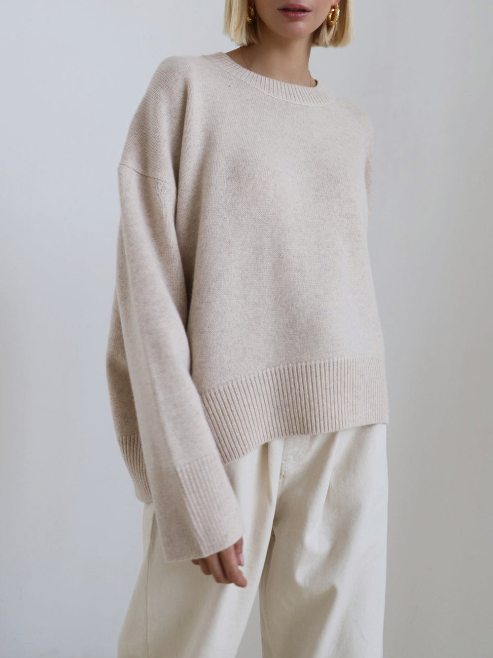 Cozy Women's Knit Pullover Sweater - Crew Neck with Rib Trim - Stylish & Comfortable Knitwear
