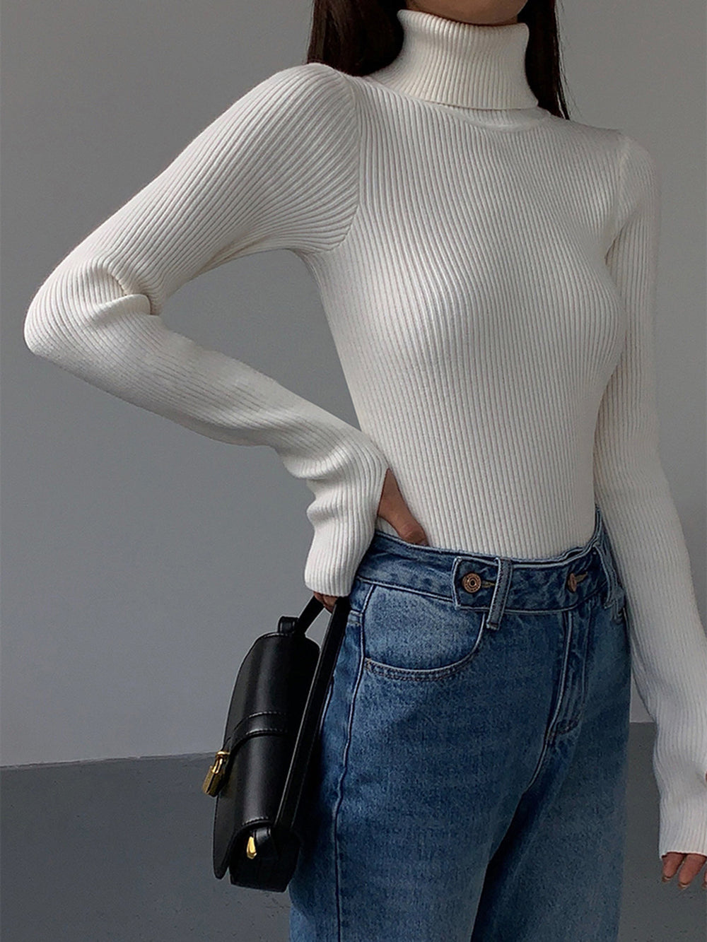 Women's Turtleneck Ribbed Knit Sweater with Thumbhole Cuffs - Cozy & Stylish Pullover