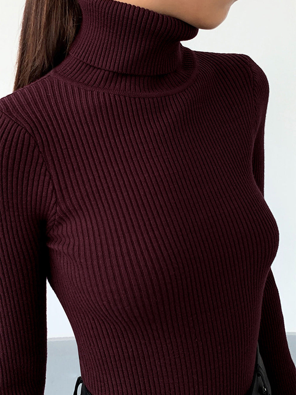 Women's Turtleneck Ribbed Knit Sweater with Thumbhole Cuffs - Cozy & Stylish Pullover