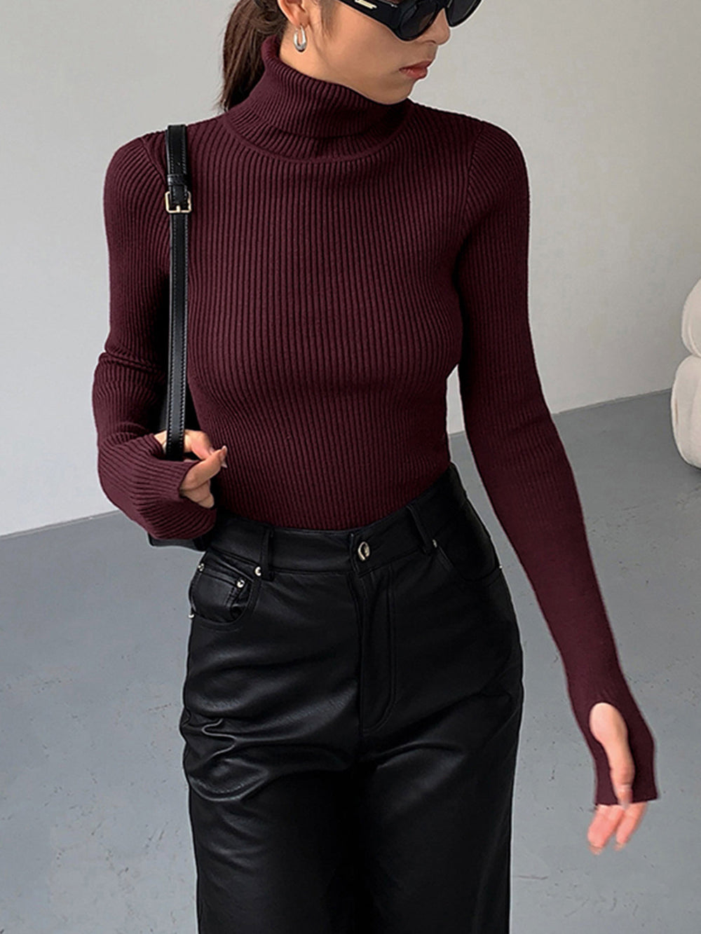Women's Turtleneck Ribbed Knit Sweater with Thumbhole Cuffs - Cozy & Stylish Pullover