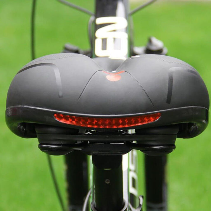 Ergonomic Bike Saddle – Padded, Water-Repellent & Reflective Strip for Universal Seatposts